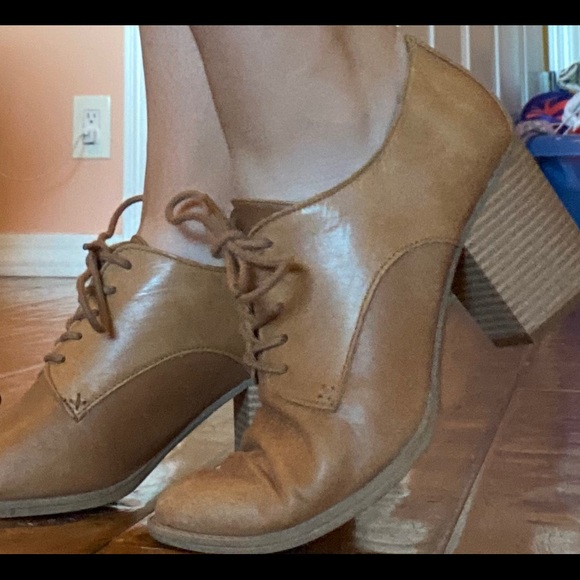 Euro Soft Leather Booties - Picture 3 of 5
